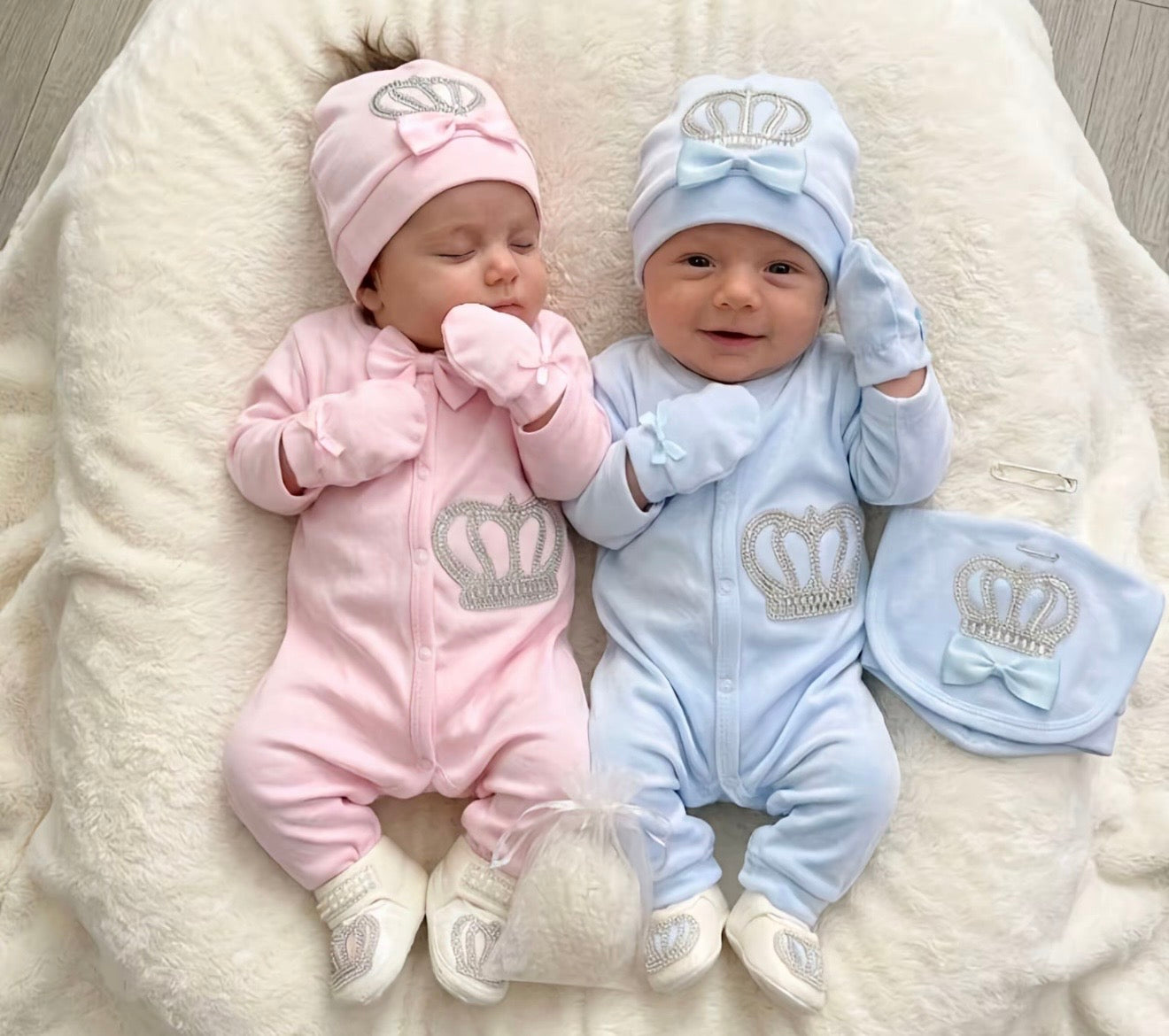 New Born Babies 5 Piece Crown Sets 0-3 Months for Baby Girl and Boy Beautiful Gift Set with Pink and Blue
