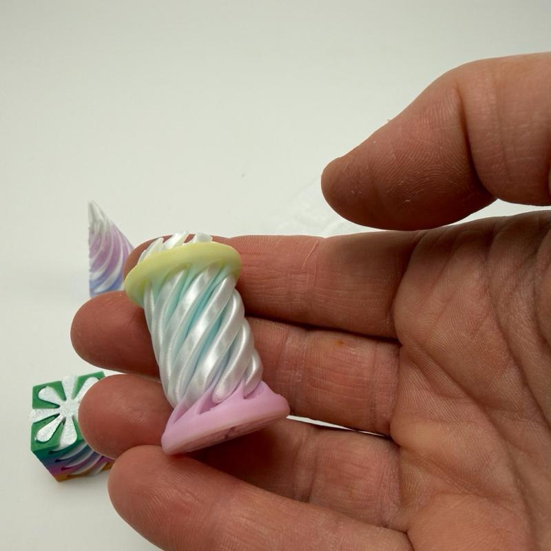 4 Pack 3D Printed Fidget Twisters – Assorted Designs in Gift Pouch